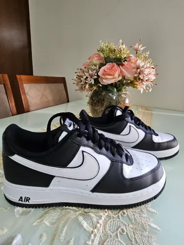Nike Air Force 1 Panda, n° 39