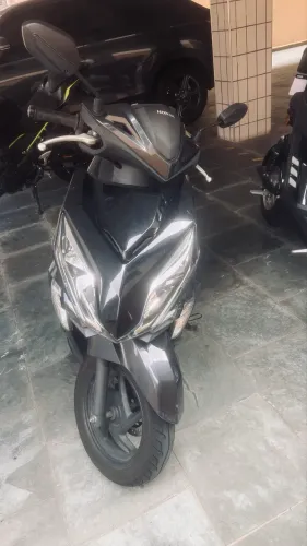 Honda elite 125