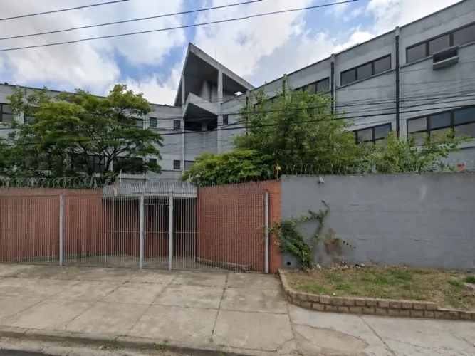 Prédio Industrial com 4.707 m² (terreno) e 5.010 m² (aprox. de área construída) - Cumbica 