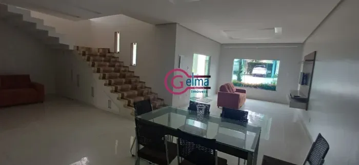 Cód. 003 - Casa com 2 vgs de garagem e 4 suítes sendo 3 com modulado no Cidade Jardim II