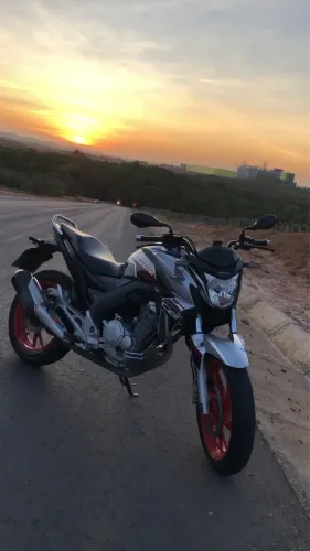 Vende-Se Twister 2021 Prata