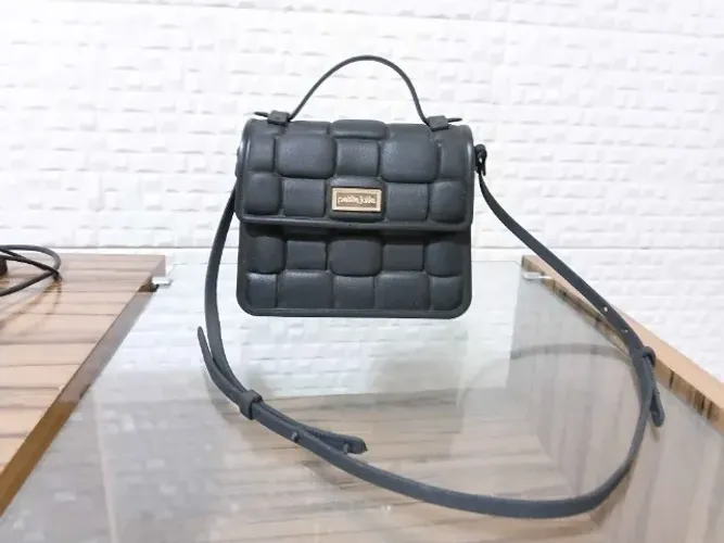 Bolsa Petite Jolie Vic Usada