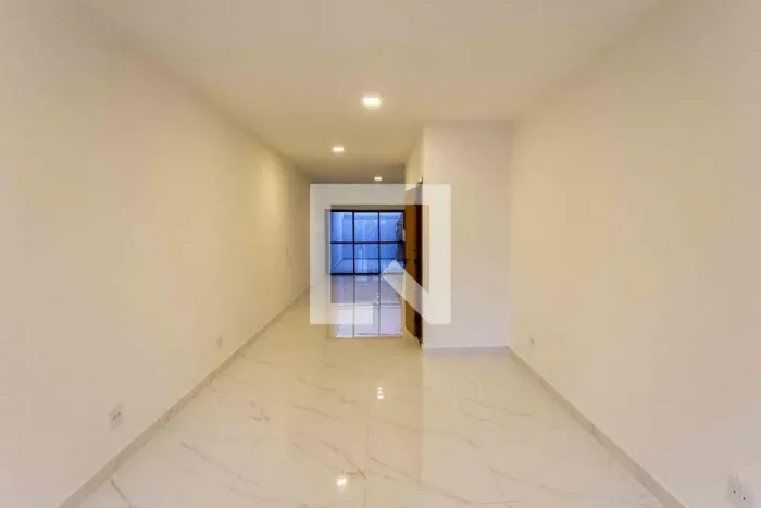 Casa à Venda - Vila Carrão, 3 Quartos, 120 m2