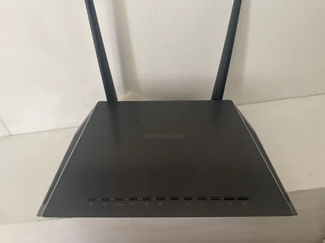 Roteador inteligente Netgear 300 reais 