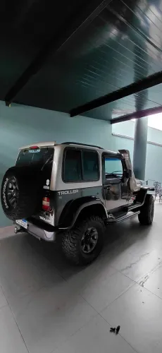 Troller T-4 4X4 2.8 TB Int. Cap. Rígida Diesel 2004