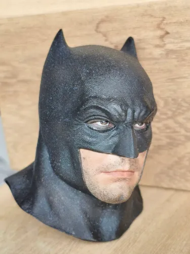 Cabeça esculpida Batman Knightmare N Hottoys 1/6