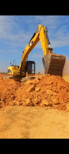 Escavadeira Caterpillar 320 D