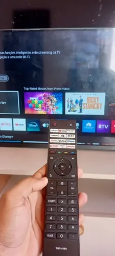 SMARTV 32 POLEGADAS nova na caixa