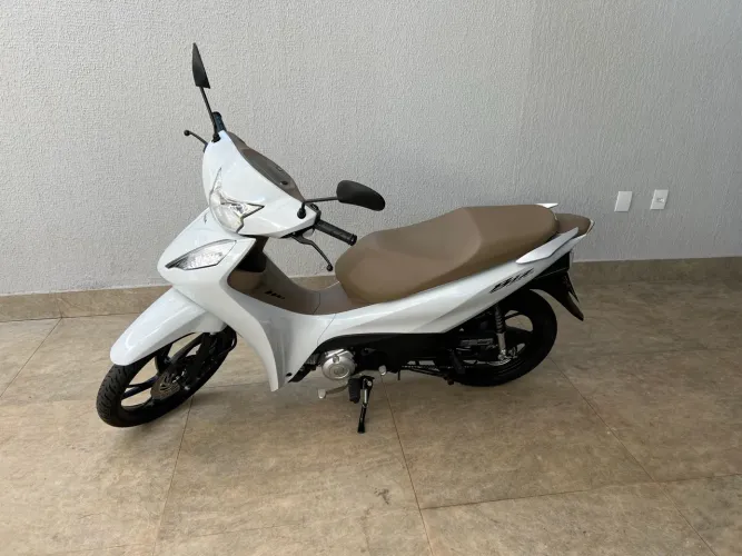 Vendo ou troco por carro popular.