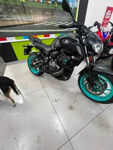 YAMAHA MT-07 ABS
