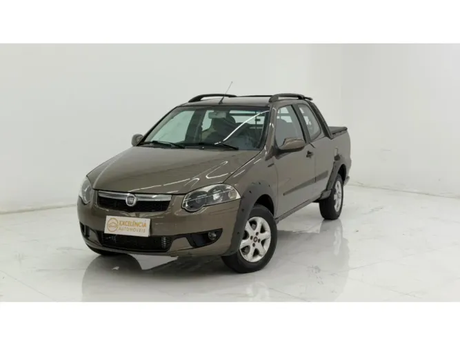 Fiat Strada 2013