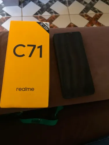 Vende-se Realme C71