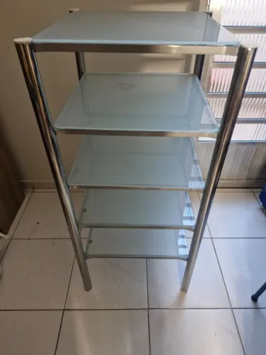 VENDO MÓVEL DE VIDRO.