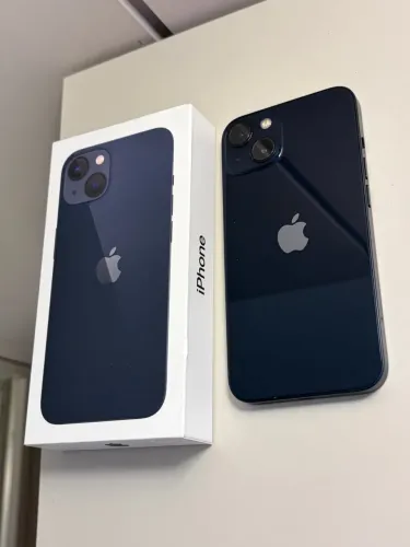 iPhone 13 ,memória 128 em ótimo estado com caixa e carregador