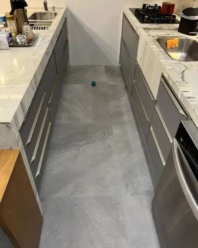 PISO VINÍLICO INSTALADO 