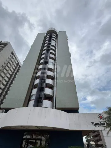 Vende-se Flat no Edifício Number One totalmente reformado e mobiliado