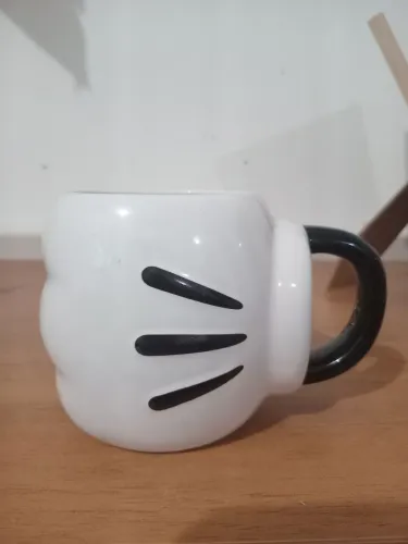 Caneca luva mickey