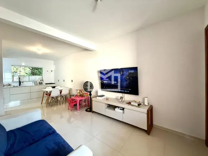 Sobrado para venda  em Potecas - São José - SC