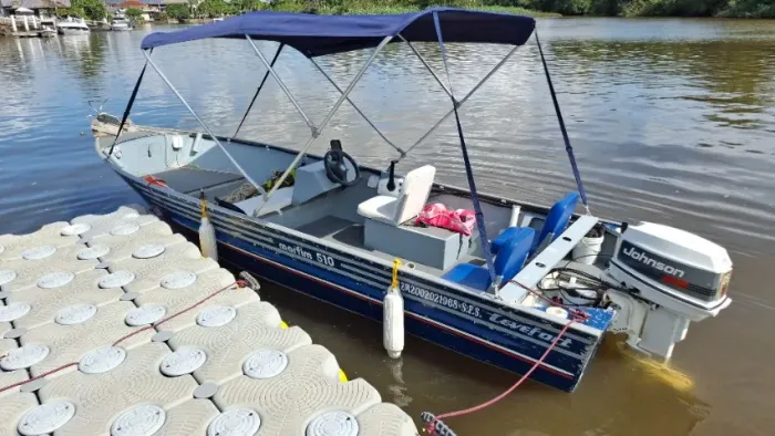 Barco Levefort Marfim 510 + Johnson 25HP