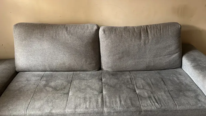 Sofá - preço imperdível para quem comprar e retirar amanhã de manhã!!!