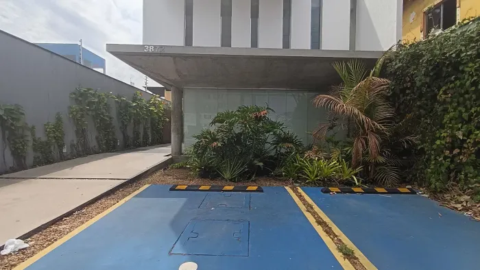 Ponto Comercial Mobiliado e splits. Constantino Nery