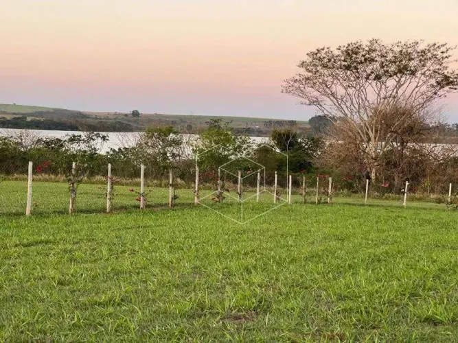 Terreno à venda, 1300 m² por R$ 65.000,00 - Iacanga - Iacanga/SP