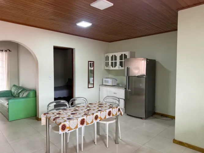 Apartamento mobiliado 2 quartos/1 banheiro