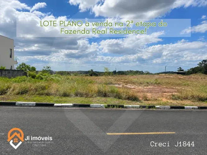 LOTE PLANO! Localizado na parte mais alta do Fazenda Real Residence por 180 mil!