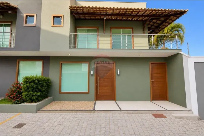 Casa de Alto Padrão com 4 Suítes e Lazer Completo a 2km da Praia de Taperapuan em Porto Se