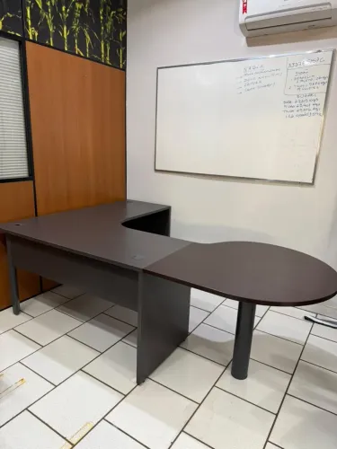 MESA ESCRITÓRIO