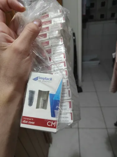 Implantes implacil 200 unidades 