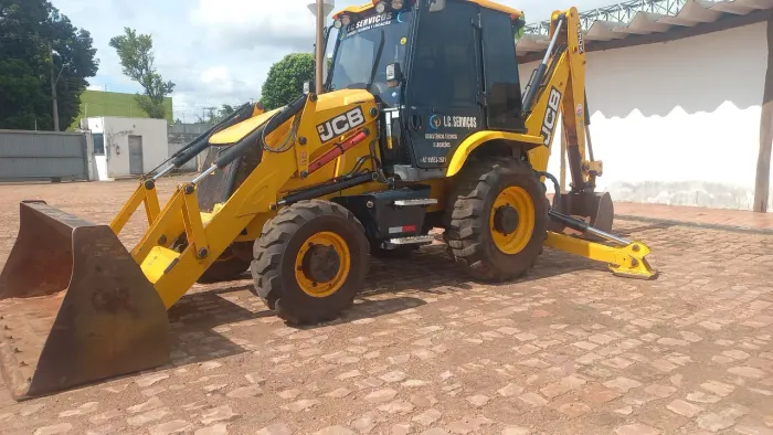 Retro escavadeira 3CX JCB