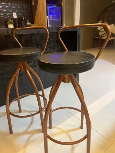 Banquetas giratórias