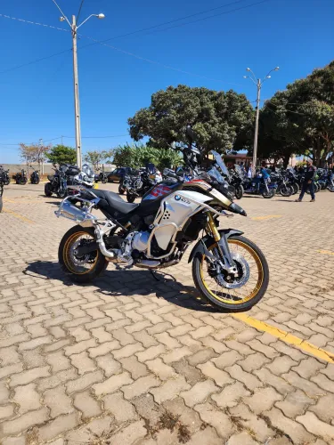 BMW F850 GS adventure completaça