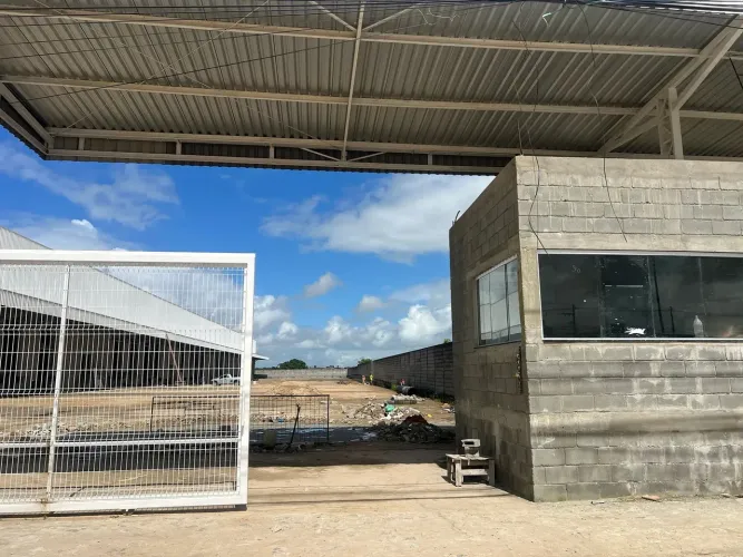 Excelente Condomínio de Galpões na BR 101 e 369 em Maceió
