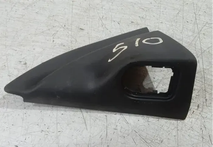 Moldura Botão Retrovisor S10 2013 - 2018  Preto