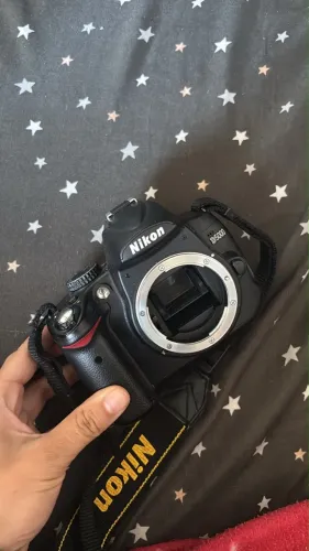 Vendo câmera Nikon D5000