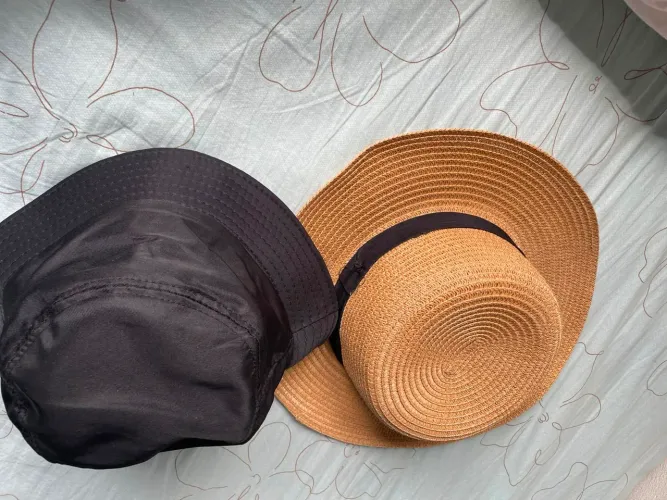 Chapéu de praia,os dois por 30
