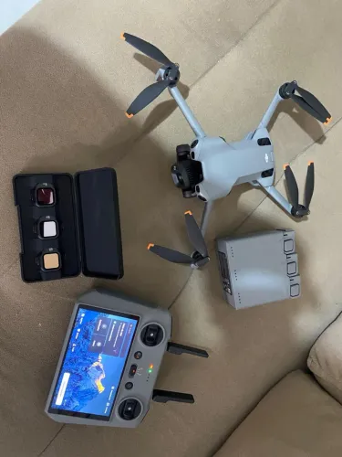 DJI Mini 5 Pro Fly More Combo RC2 + 3 Baterias + Filtros ND - Impecável