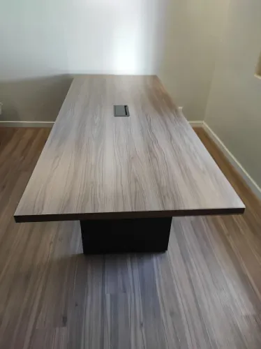 Mesa para reunião 2.50 x 1.00 em 6x no cartão