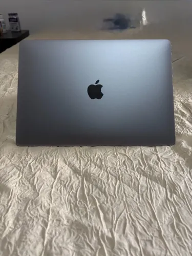 MacBook Pro M1 13" Touch Bar 8GB/512GB Cinza-Espacial