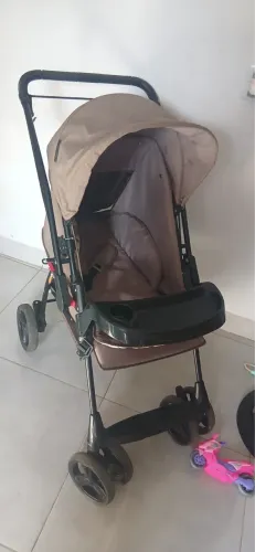 Carrinho de bebê galzerano