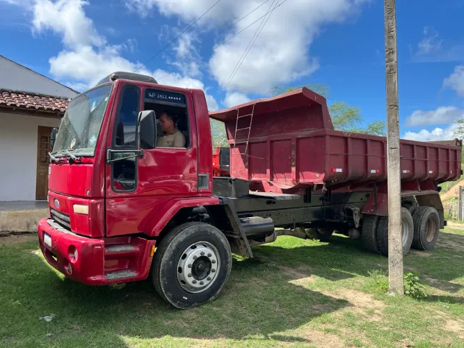 Caçamba Ford 2422