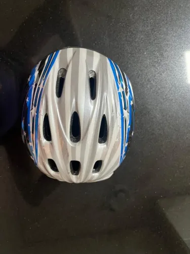 Acessório Capacete Infantil KIDZAMO tamanho 3 a 6 anos - Semi novo EXCELENTE