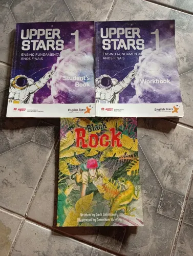 Livros didáticos de inglês upper stars 