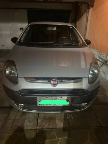 Fiat Punto Sporting 1.8 Flex 8v/16v 5P 2014