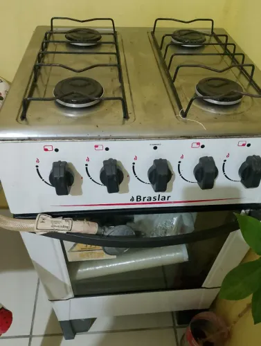 A venda fogão seminovo r$ 100
