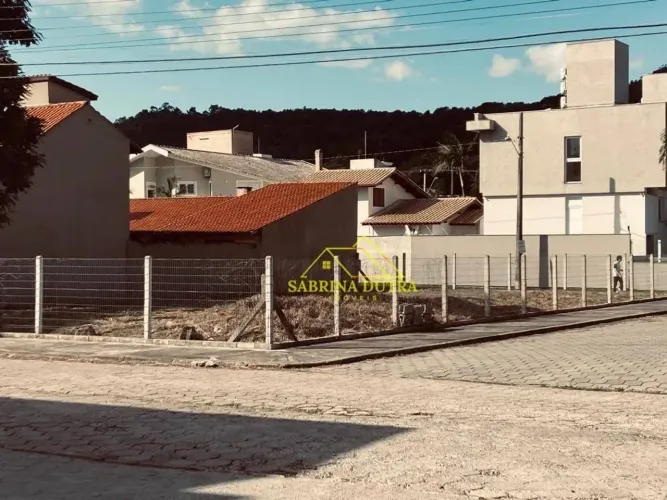 Terreno à venda, 450 m² por R$ 3.950.000,00 - Jurerê - Florianópolis/SC