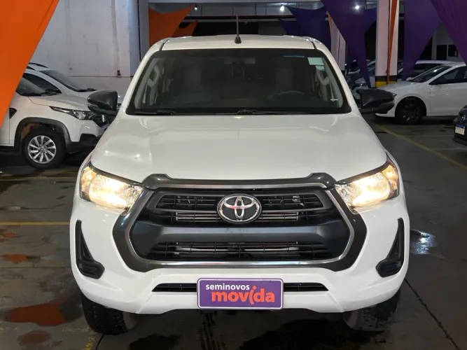 Toyota Hilux CD SRX Plus 4X4 2.8 TDI Die. Aut. 2024