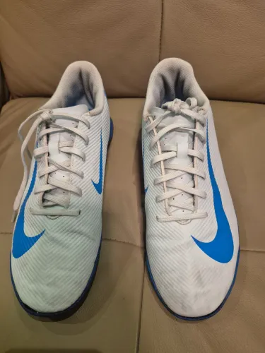 Chuteira Society Nike tam 40